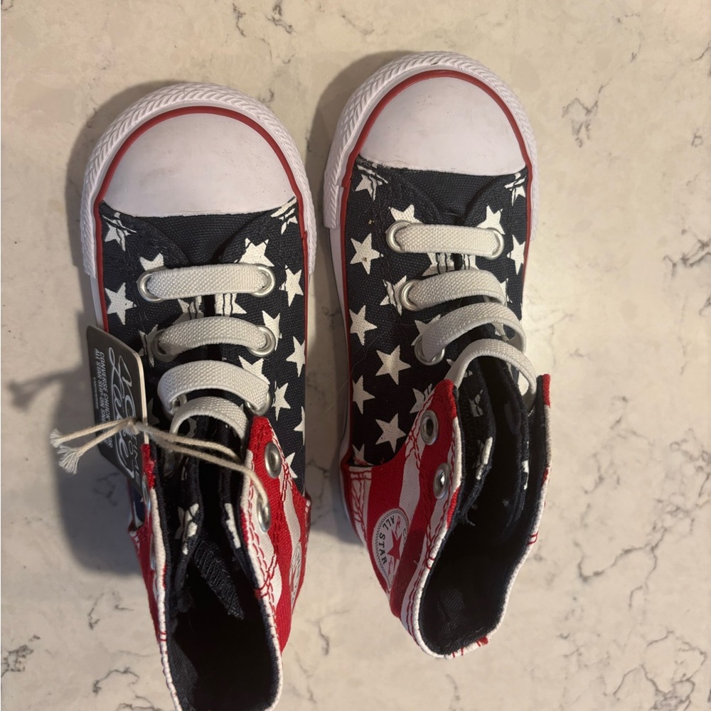 Converse Chuck Taylor All Star high tops Red and Blue Star High-Tops Size 8